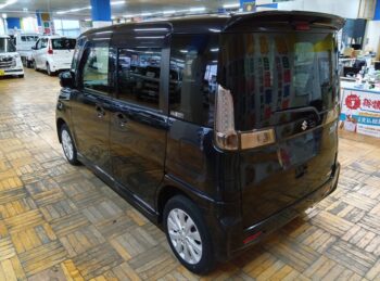 スペーシアカスタム ＸＳ　スマートフォン連携ナビ装着車 4WD