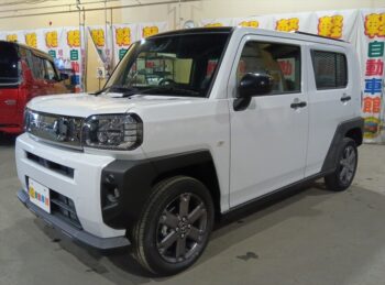 タフト G ターボ　ダーククロムベンチャー　ECOアイドル非装着車 未使用車　4WD
