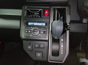 タフト G ターボ　ダーククロムベンチャー　ECOアイドル非装着車 未使用車　4WD