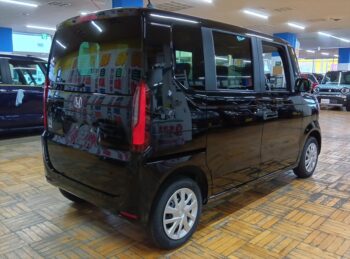 N-BOX  未使用車 4WD