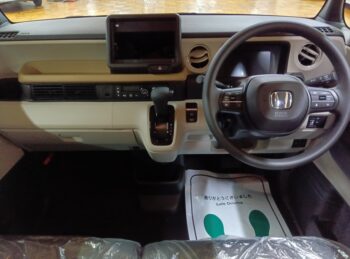 N-BOX  未使用車 4WD