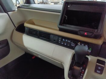 N-BOX  未使用車 4WD