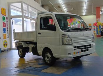 キャリイトラック 頑丈ダンプ　未使用車　4WD