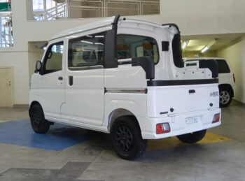 ハイゼットカーゴバン デッキバンL　未使用車　4WD