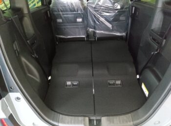 N-BOXカスタム コーディネートスタイル2トーン　未使用車　4WD