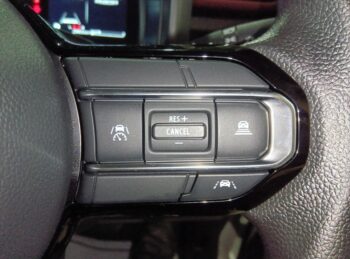 スペーシアカスタム ハイブリッド　GS　全方位モニター純正ナビTVスズキコネクト 4WD