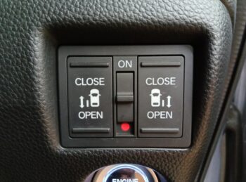 N-BOXカスタム Ｇ・Ｌ ターボ ホンダセンシング 4WD