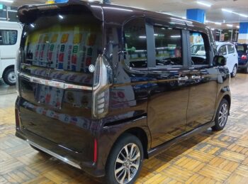 N-BOXカスタム Ｌ 4WD