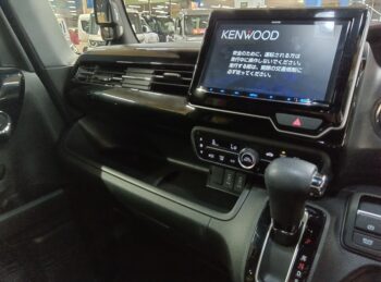 N-BOXカスタム Ｌ 4WD