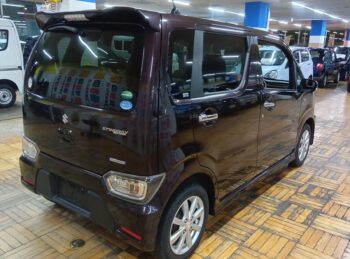 ワゴンR スティングレー ハイブリッドＸ 4WD