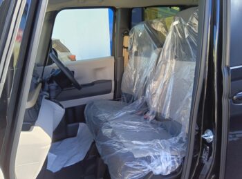 N-BOX ベースグレード コンフォートパッケージ 未使用車