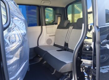 N-BOX ベースグレード コンフォートパッケージ 未使用車