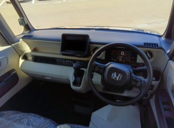 N-BOX ベースグレード コンフォートパッケージ 未使用車