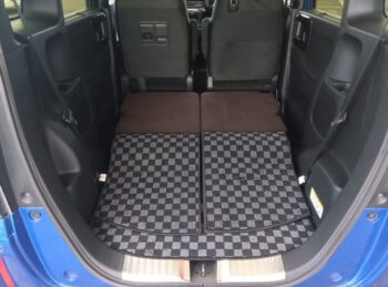 N-BOXカスタム Ｇ・ＥＸ　ホンダセンシング 4WD