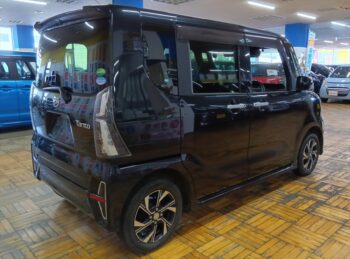 タントカスタム Ｘ 4WD