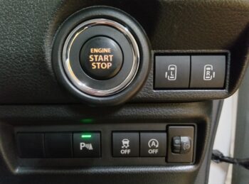 ワゴンR スマイル ハイブリッドＳ 2トーンルーフパッケージ装着車　4WD