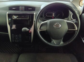 デイズ ハイウェイスターＸ 後期型　4WD