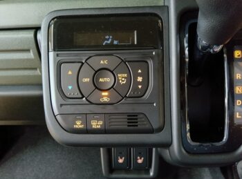 スペーシアギア ハイブリッドＸＺ 未使用車 4WD