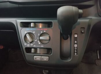 ミライース L　SAⅢ