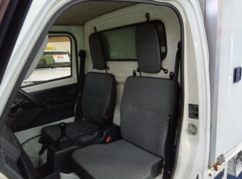 NT100クリッパートラック DX 冷凍冷蔵 4WD