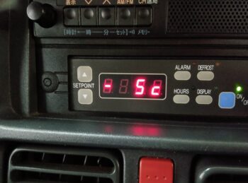 NT100クリッパートラック DX 冷凍冷蔵 4WD