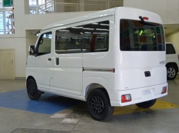 ハイゼットカーゴバン クルーズ　未使用車　4WD