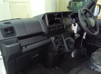 ハイゼットカーゴバン クルーズ　未使用車　4WD