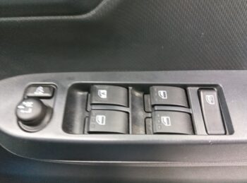 プレオプラス L 4WD