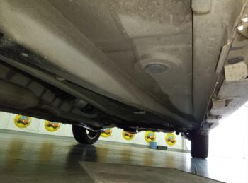 アルト ターボRS　オーディオレス　バックアイカメラ装着車　4WD