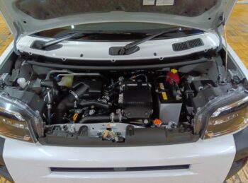 タフト Ｇターボ ダーククロムベンチャー　純正9インチディスプレイオーディオ 4WD 未使用車