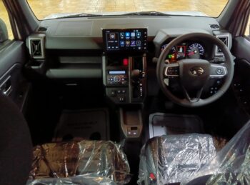 タフト Ｇターボ ダーククロムベンチャー　純正9インチディスプレイオーディオ 4WD 未使用車