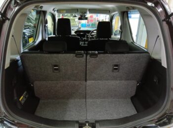 ワゴンR スティングレー ハイブリッドX 4WD