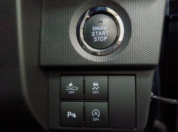 タフト Gターボ　純正ナビTVバックカメラ　4WD