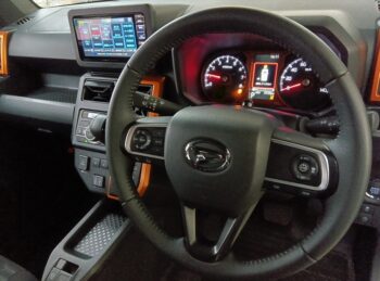 タフト Gターボ　純正ナビTVバックカメラ　4WD