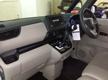 eKスペース G　後期型　4WD