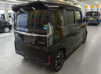 N-BOXカスタム G・L ターボ ホンダセンシング 4WD