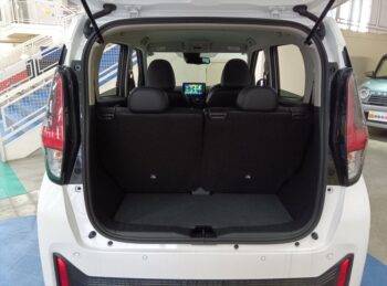 デイズ ハイウェイスターGターボ　アーバンクロム　プロパイロットエディション　後期型　4WD