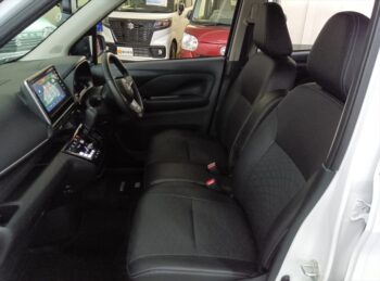 デイズ ハイウェイスターGターボ　アーバンクロム　プロパイロットエディション　後期型　4WD