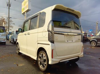 N-BOXカスタム G・Lターボホンダセンシング 4WD