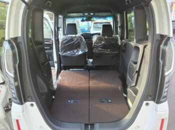 N-BOXカスタム G・Lターボホンダセンシング 4WD