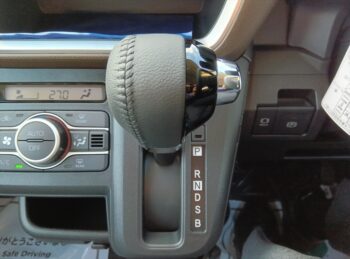 ムーヴ RS ターボ 未使用車 4WD