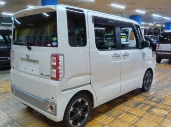 ウェイク Ｇ　ＳＡ　ターボ　純正8インチナビ 4WD