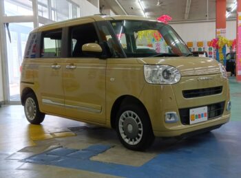 ムーヴキャンバス セオリーG　未使用車　4WD