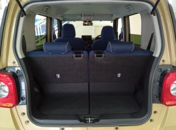 ムーヴキャンバス セオリーG　未使用車　4WD