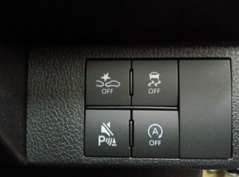 ムーヴキャンバス セオリーG　未使用車　4WD