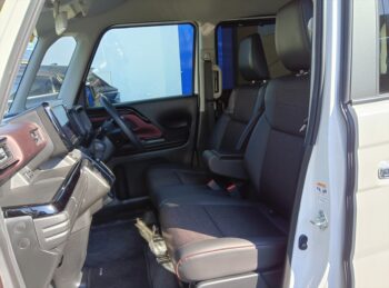 スペーシアカスタム ハイブリットＸＳ 全方位モニター付メモリーナビゲーション・スズキコネクト