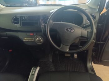 ルクラ カスタムＲリミテッド 4WD