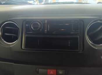 ルクラ カスタムＲリミテッド 4WD