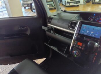 タントカスタム ＲＳ　トップエディションＳＡⅢ　ターボ　パノラマビューモニター　純正ナビＴＶ 4WD