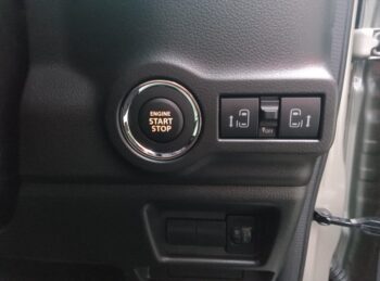 スペーシア ハイブリッドＸ 未使用車 4WD